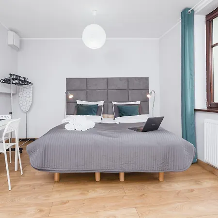 弗劳尔公寓 公寓 *